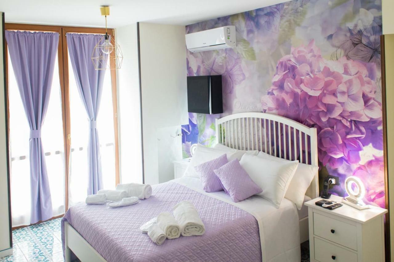Hotel Bed Boutique Napoli Colors Exterior foto